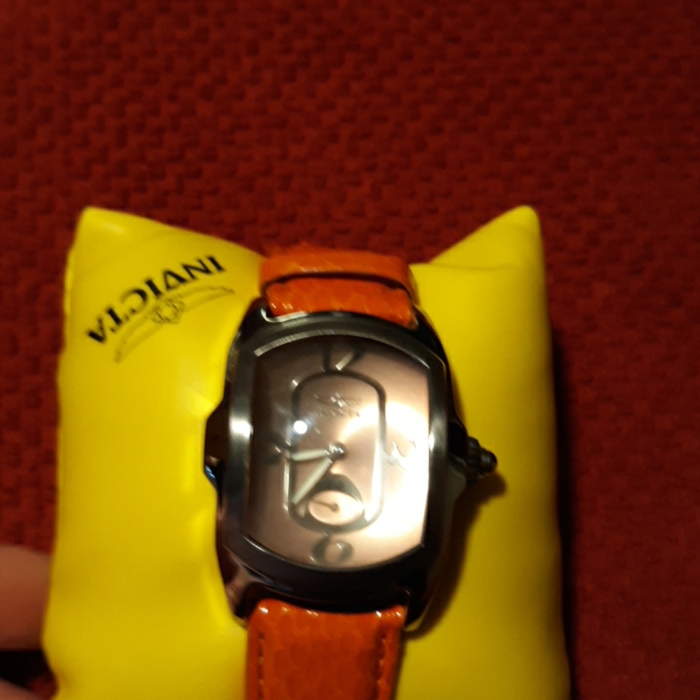 Watch - Picture 4 of 8